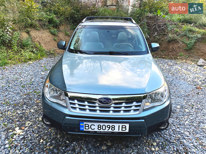 Внедорожник / Кроссовер Subaru Forester 2012 в Львове