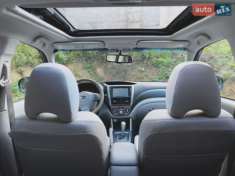 Внедорожник / Кроссовер Subaru Forester 2012 в Львове