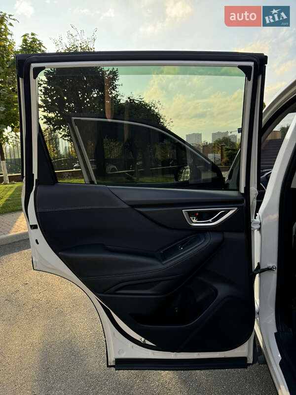 Позашляховик / Кросовер Subaru Forester 2019 в Києві