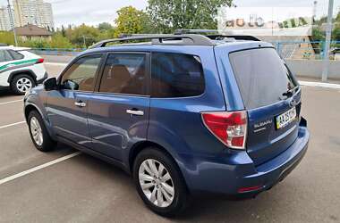 Позашляховик / Кросовер Subaru Forester 2012 в Києві