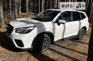 Внедорожник / Кроссовер Subaru Forester 2018 в Киеве