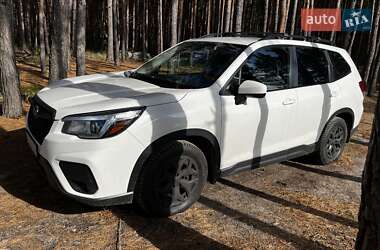 Внедорожник / Кроссовер Subaru Forester 2018 в 