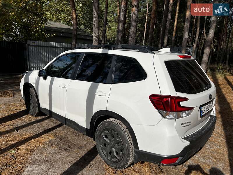 Внедорожник / Кроссовер Subaru Forester 2018 в Киеве