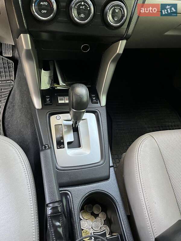 Внедорожник / Кроссовер Subaru Forester 2014 в Новомосковске