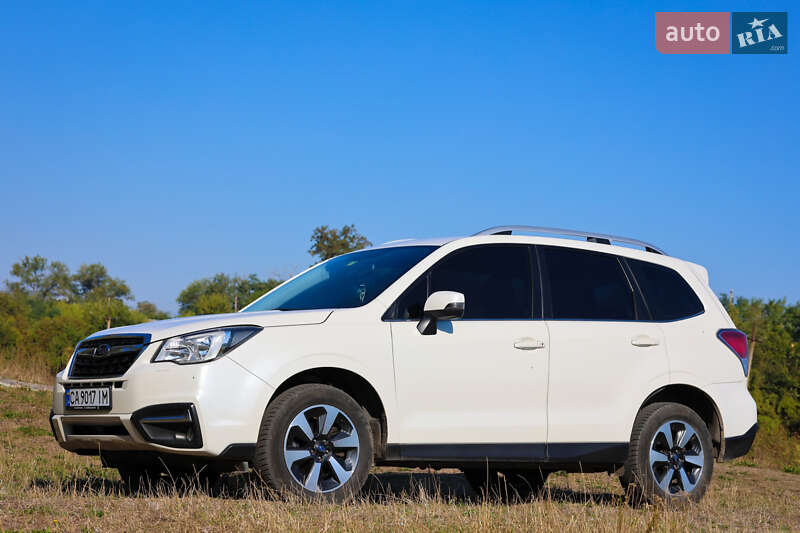 Позашляховик / Кросовер Subaru Forester 2016 в Звенигородці