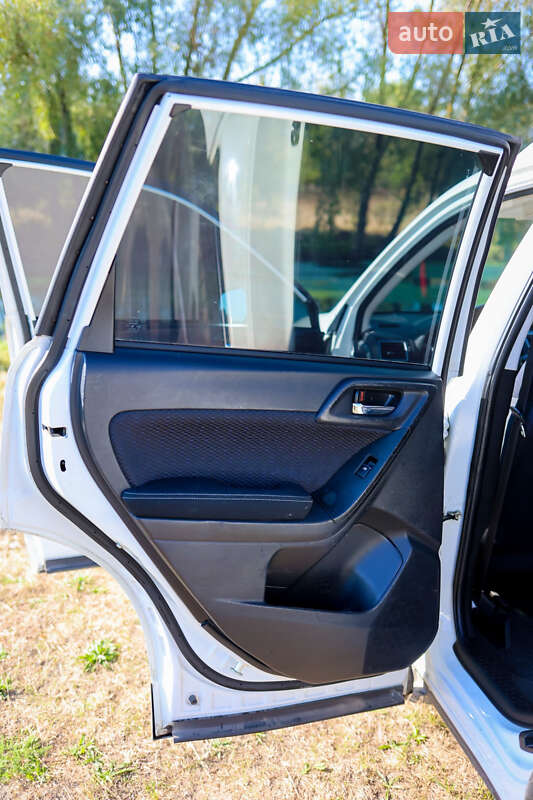 Позашляховик / Кросовер Subaru Forester 2016 в Звенигородці