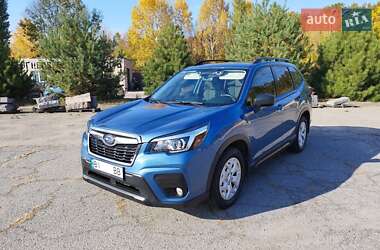 Внедорожник / Кроссовер Subaru Forester 2019 в Полтаве