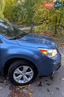 Позашляховик / Кросовер Subaru Forester 2015 в Умані