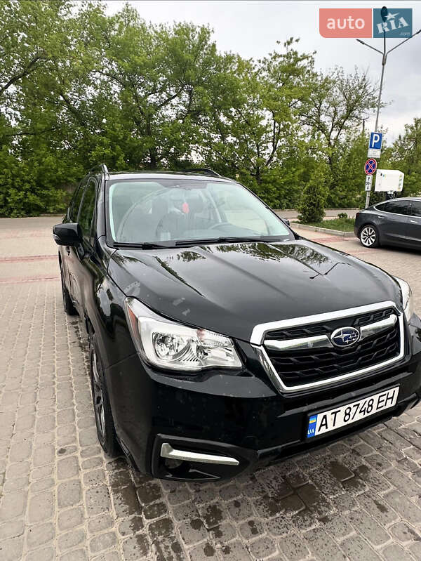 Внедорожник / Кроссовер Subaru Forester 2017 в Ивано-Франковске