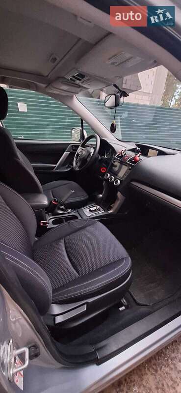Внедорожник / Кроссовер Subaru Forester 2015 в Киеве