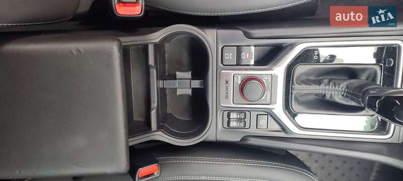 Внедорожник / Кроссовер Subaru Forester 2019 в Киеве