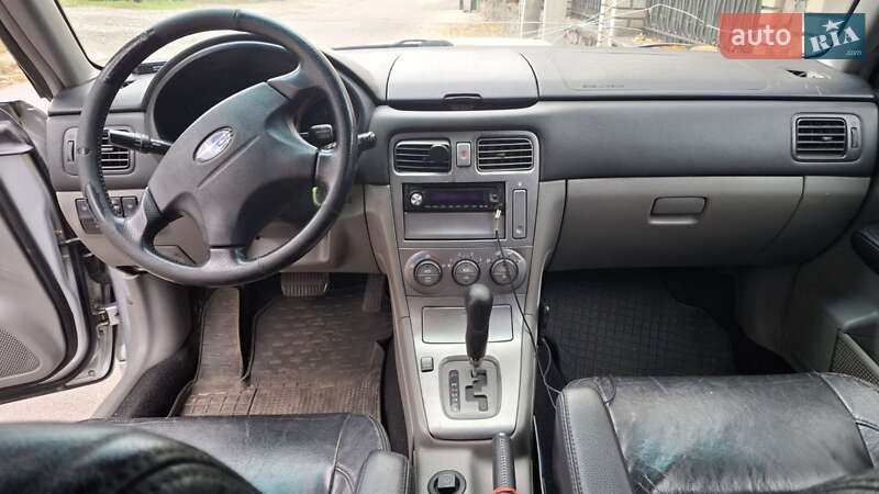 Внедорожник / Кроссовер Subaru Forester 2004 в Киеве