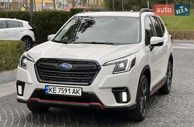 Внедорожник / Кроссовер Subaru Forester 2022 в Днепре