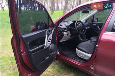 Внедорожник / Кроссовер Subaru Forester 2015 в 