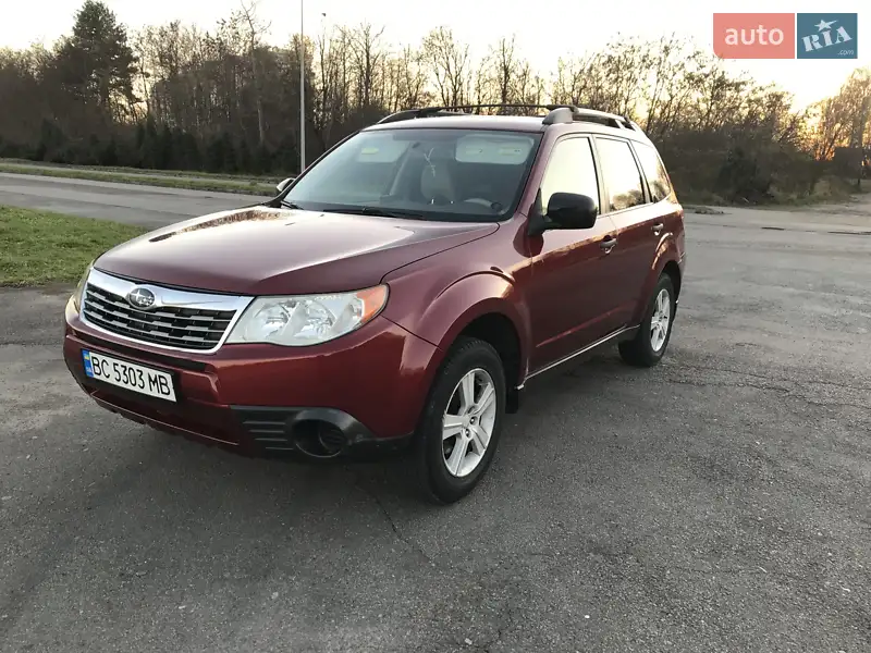 Внедорожник / Кроссовер Subaru Forester 2010 в 