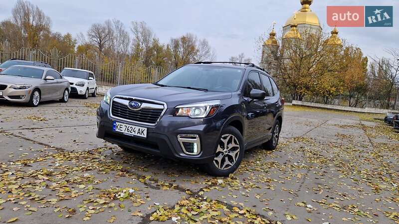 Внедорожник / Кроссовер Subaru Forester 2020 в Днепре