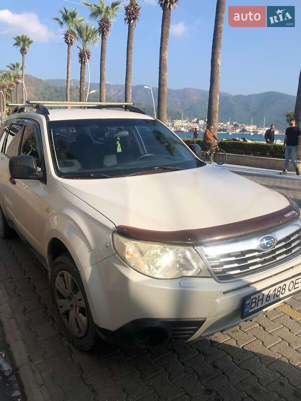 Внедорожник / Кроссовер Subaru Forester 2008 в 