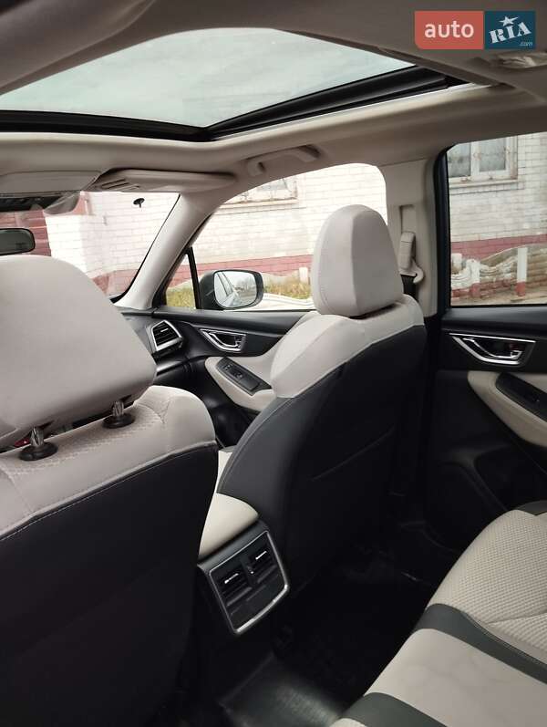 Внедорожник / Кроссовер Subaru Forester 2021 в Харькове