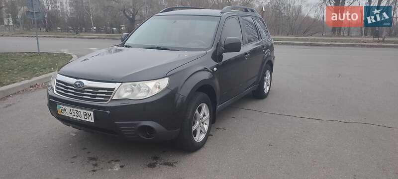 Позашляховик / Кросовер Subaru Forester 2008 в Києві