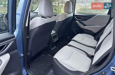 Позашляховик / Кросовер Subaru Forester 2019 в 