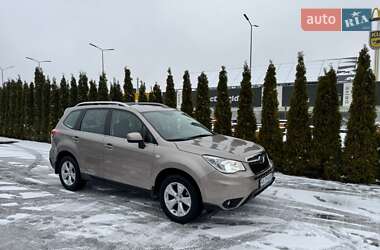 Позашляховик / Кросовер Subaru Forester 2014 в Києві