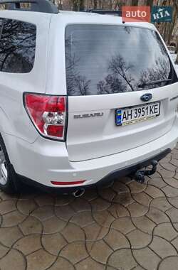 Внедорожник / Кроссовер Subaru Forester 2010 в Славянске