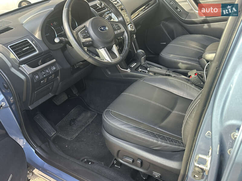 Внедорожник / Кроссовер Subaru Forester 2017 в Одессе