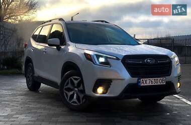 Позашляховик / Кросовер Subaru Forester 2022 в Києві