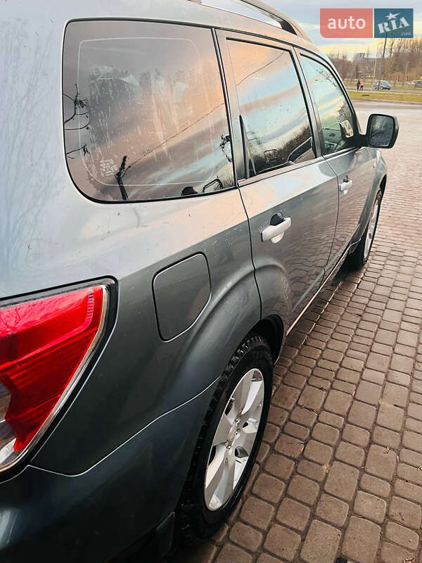 Внедорожник / Кроссовер Subaru Forester 2008 в Львове