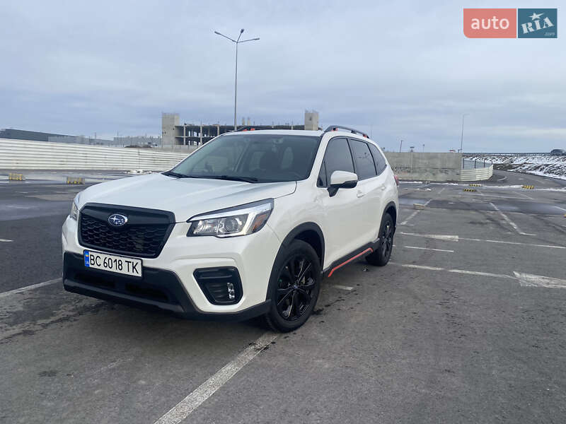 Позашляховик / Кросовер Subaru Forester 2019 в Львові