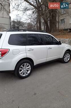 Позашляховик / Кросовер Subaru Forester 2012 в Харкові