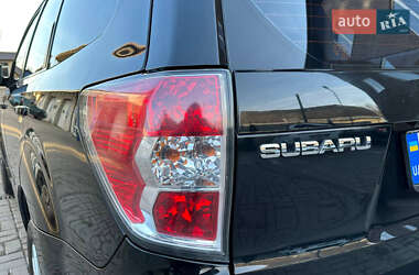 Внедорожник / Кроссовер Subaru Forester 2011 в 