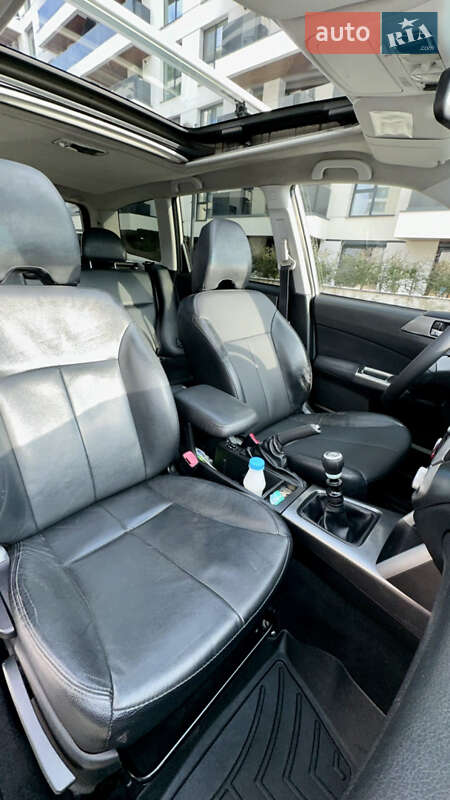 Внедорожник / Кроссовер Subaru Forester 2012 в Одессе