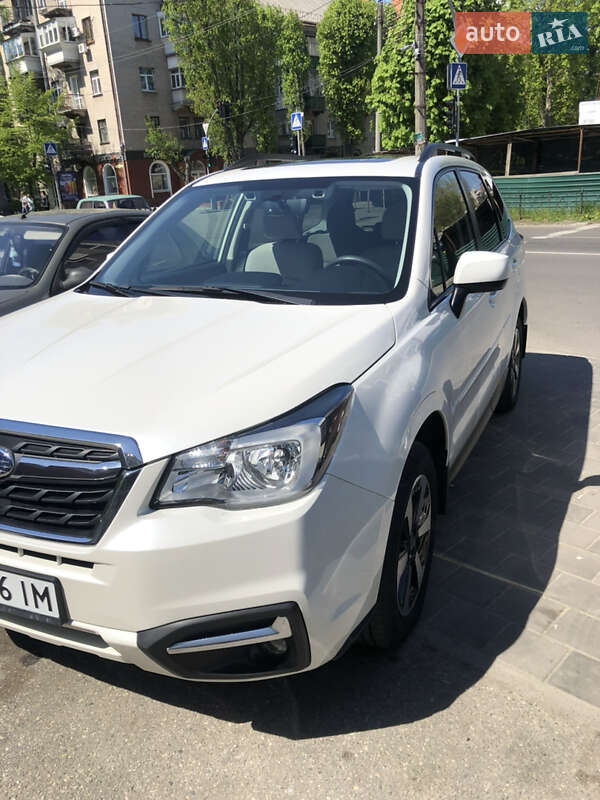 Позашляховик / Кросовер Subaru Forester 2018 в Чернігові