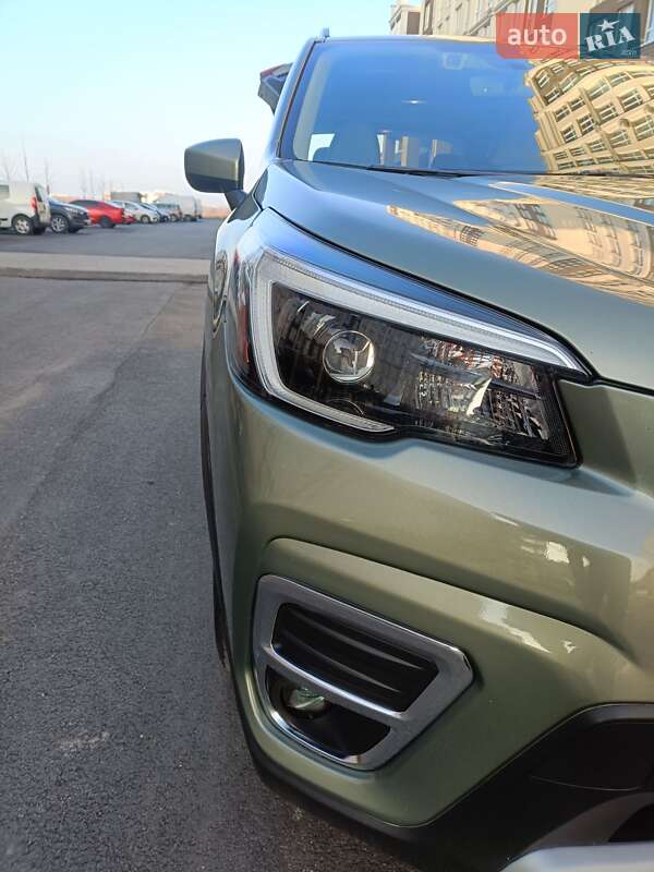 Внедорожник / Кроссовер Subaru Forester 2020 в Киеве