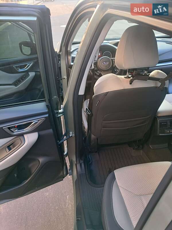 Внедорожник / Кроссовер Subaru Forester 2020 в Киеве