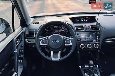 Внедорожник / Кроссовер Subaru Forester 2016 в 