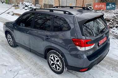 Внедорожник / Кроссовер Subaru Forester 2022 в Днепре