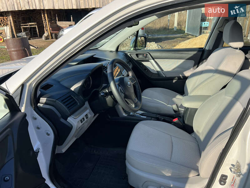 Внедорожник / Кроссовер Subaru Forester 2014 в Луцке