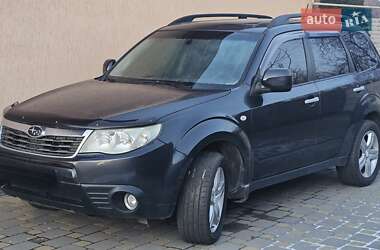 Позашляховик / Кросовер Subaru Forester 2010 в Новомосковську