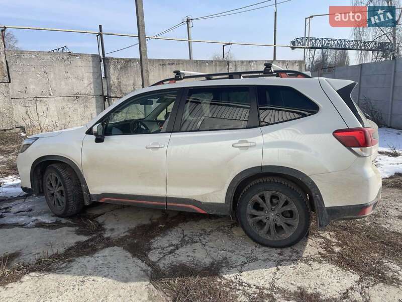 Внедорожник / Кроссовер Subaru Forester 2021 в Чернигове