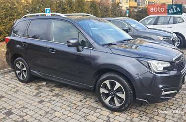 Позашляховик / Кросовер Subaru Forester 2016 в Львові