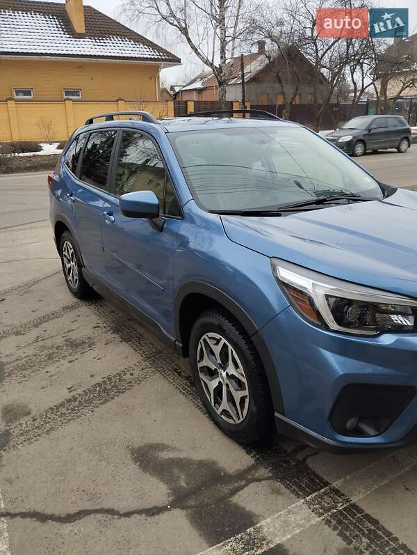 Внедорожник / Кроссовер Subaru Forester 2021 в Харькове