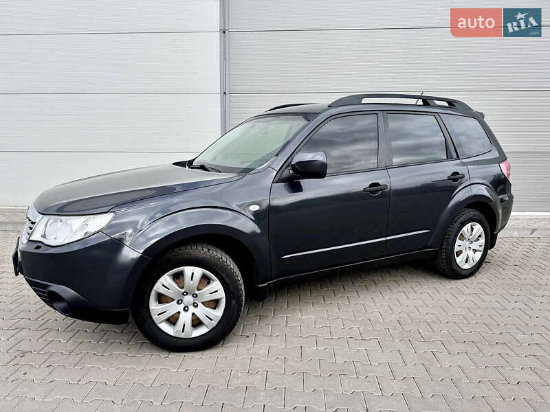 Позашляховик / Кросовер Subaru Forester 2008 в Києві