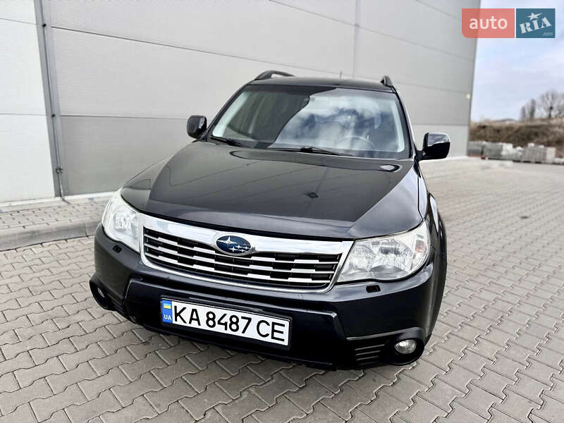 Позашляховик / Кросовер Subaru Forester 2008 в Києві