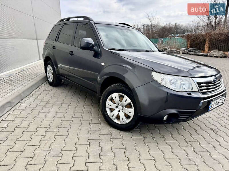Позашляховик / Кросовер Subaru Forester 2008 в Києві