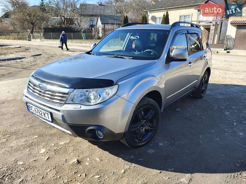 Позашляховик / Кросовер Subaru Forester 2008 в Львові