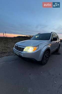 Внедорожник / Кроссовер Subaru Forester 2008 в 