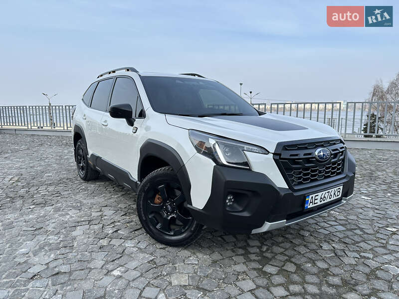 Позашляховик / Кросовер Subaru Forester 2022 в Дніпрі