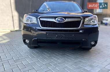 Внедорожник / Кроссовер Subaru Forester 2014 в 